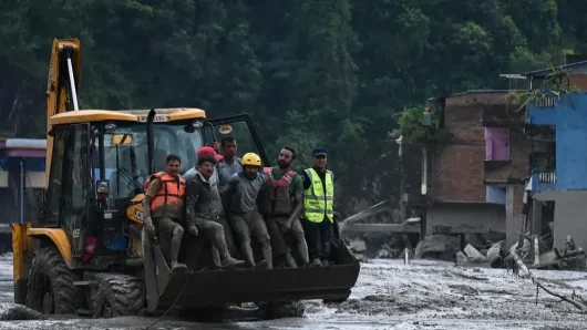 নেপালে ভয়াবহ বন্যা-ভূমিধস  নিখোঁজের সংখ্যা বেড়ে ১,৯২৪, উদ্ধার ৫৭৯ লাশ