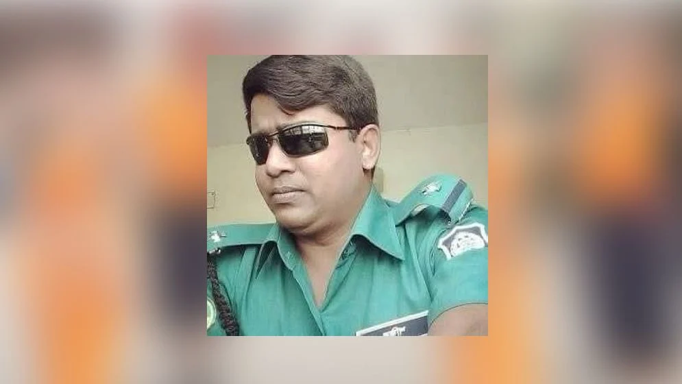 ইয়াবাসহ পল্লবী থানার এএসআই শফিকুল গ্রেফতার