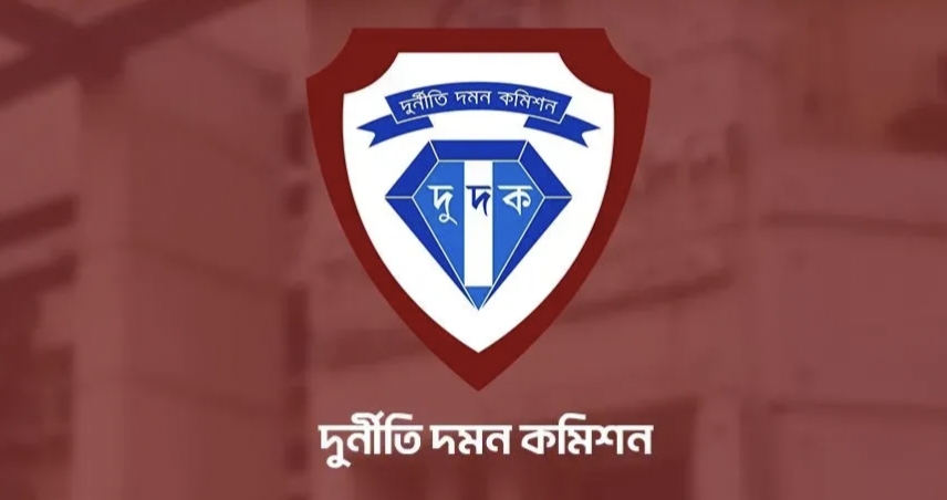 সাবেক স্বাস্থ্যমন্ত্রীসহ ১৩ জনের বিরুদ্ধে দুদকের ছয় মামলা