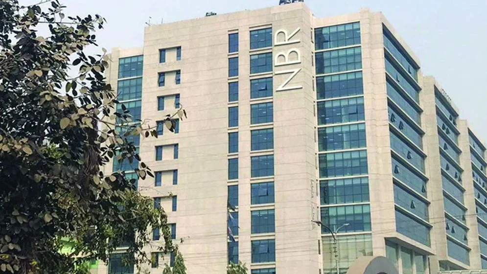 কাস্টমস গোয়েন্দার অভিযানে প্রায় কোটি টাকার চোরাই পণ্য জব্দ