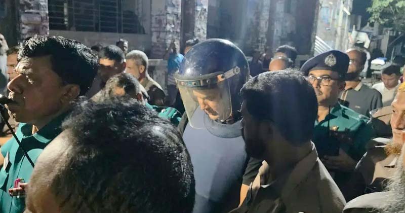 রাষ্ট্রদ্রোহ মামলায় সাবেক ওসি রাকিবুল পাঁচ দিনের রিমান্ডে