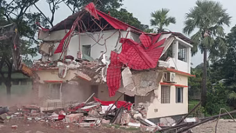 কৃষিজমি ভরাট করে আবাসন, কার্যালয় গুঁড়িয়ে দিল রাজউক